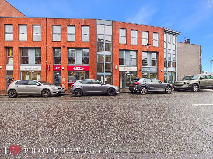 2 Bedroom Flat For Sale In Caroline Street, Birmingham, West Midlands, B3
