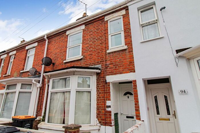 3 Bedroom Terraced House To Rent In Coventry Road, Bedford, MK40