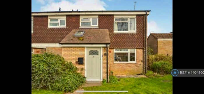 3 Bedroom End Of Terrace House To Rent In Malletts Close, Stony Stratford, Milton Keynes, MK11