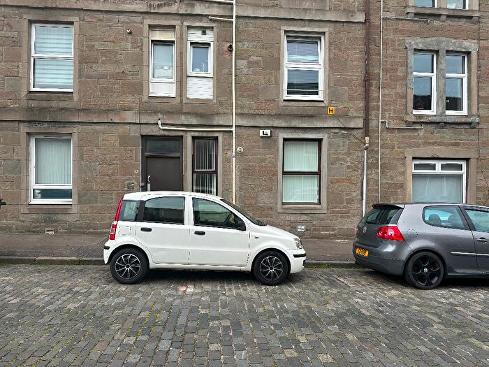 1 Bedroom Flat To Rent In Morgan Street, Stobswell, Dundee, DD4