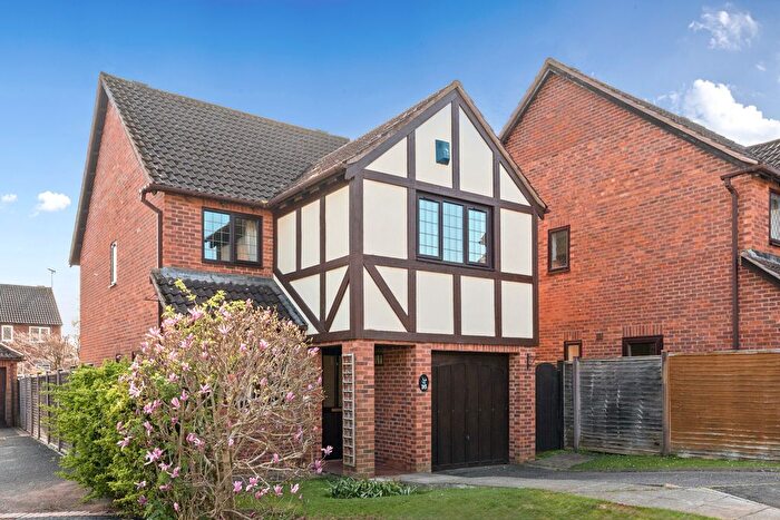 4 Bedroom Detached House For Sale In Glasses Mead, Taunton, TA1