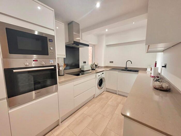 2 Bedroom Apartment To Rent In Garth Court, Abbey Road, LL30