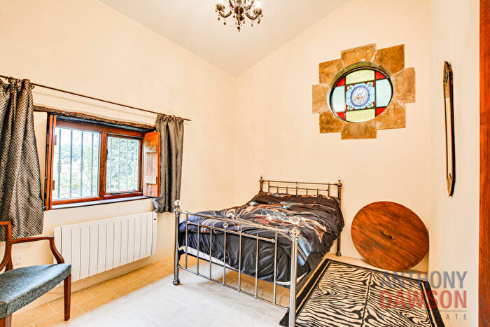 7 Bedroom Detached House For Sale In Burnley Road, Colne, BB8