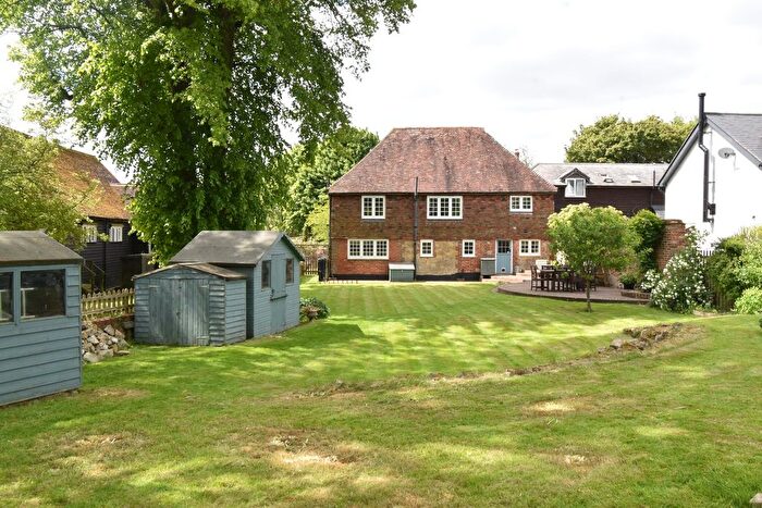 3 Bedroom Cottage For Sale In Rectory Lane, Harrietsham, Maidstone, ME17