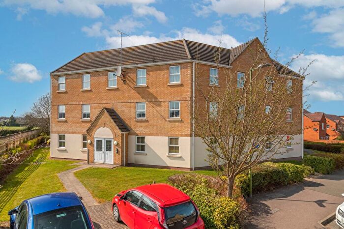 2 Bedroom Apartment For Sale In Woodcock Road, Royston, SG8