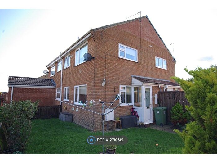 1 Bedroom Semi Detached House To Rent In Hickling Gr, Stockton-On-Tees, TS19
