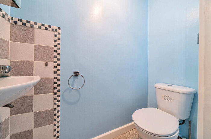 3 Bedroom Terraced House For Sale In Langford Place, Sidcup, DA14