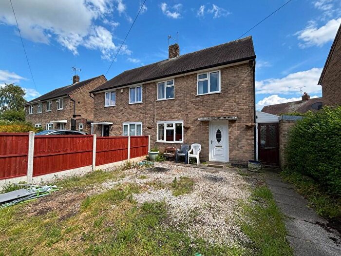 2 Bedroom Semi-Detached House For Sale In Laburnum Grove, Nottingham, Nottinghamshire, NG15