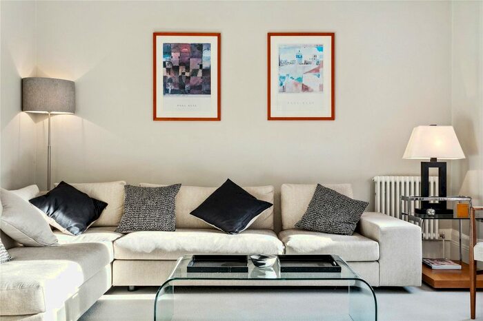 2 Bedroom Flat For Sale In Draycott Place, Chelsea, SW3