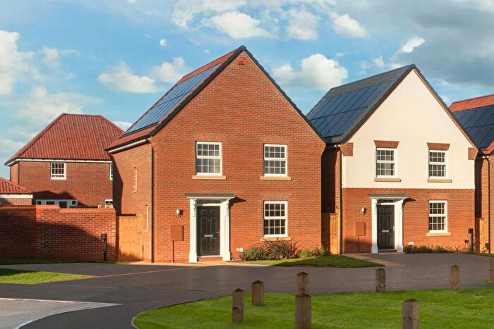 3 Bedroom Detached House For Sale In Bourne Road, Corby Glen, Lincolnshire, NG33
