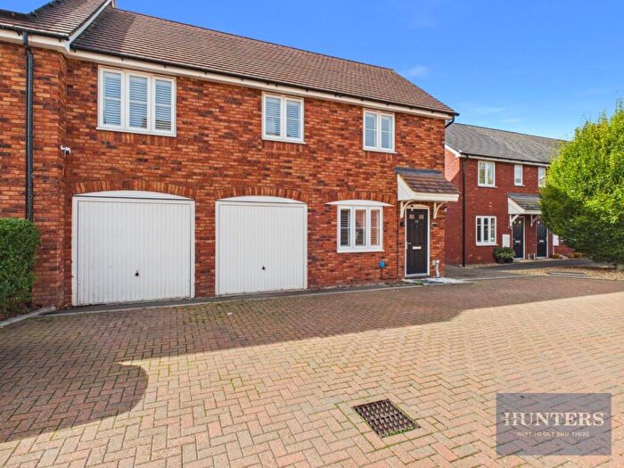 3 Bedroom Semi-Detached House For Sale In Planets Lane, Cheltenham, GL51
