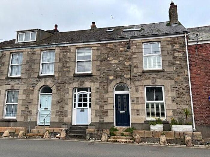 3 Bedroom Terraced House To Rent In Church Street, Mevagissey, PL26