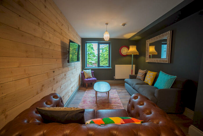 6 Bedroom Apartment To Rent In Apartment, Mary Morris House, Shire Oak Road, LS6