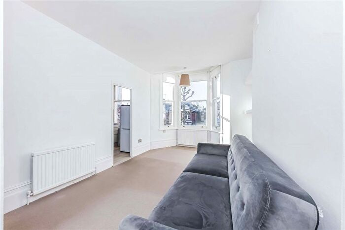 1 Bedroom Flat To Rent In Highlever Road, London, W10