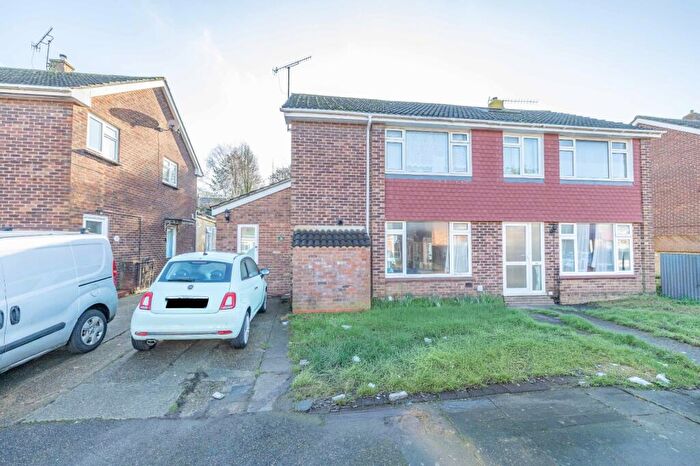 5 Bedroom Semi-Detached House For Sale In College Road, Canterbury, CT1