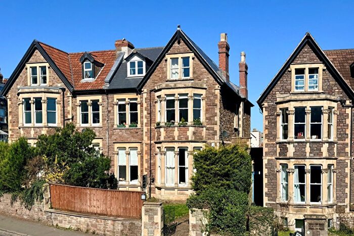 2 Bedroom Flat For Sale In Redland Road, Redland, Bristol, BS6