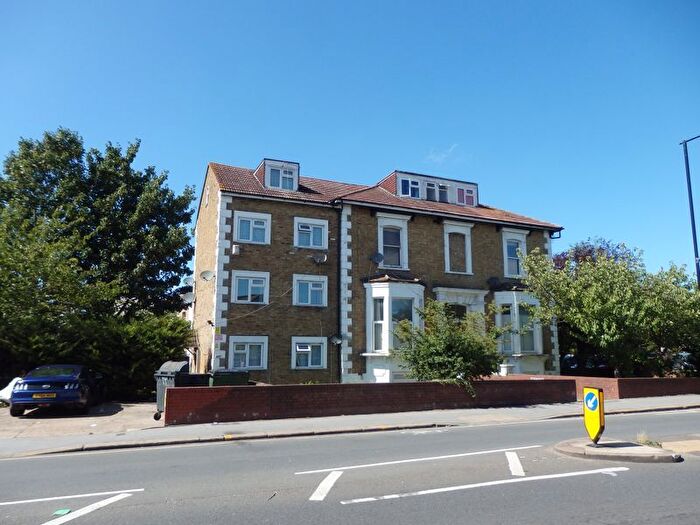 Studio To Rent In Selhurst Road, London, SE25