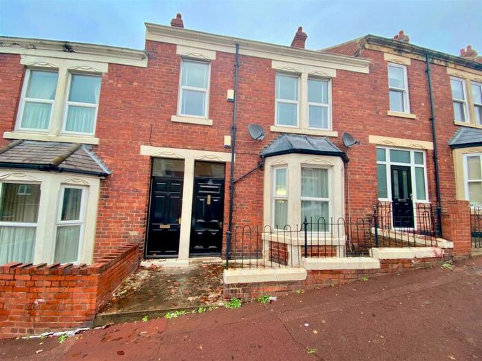 2 Bedroom Property To Rent In Baden Powell Street, Deckham, Gateshead, NE9