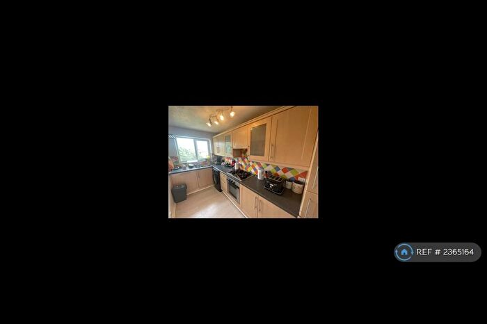 1 Bedroom Maisonette To Rent In Conifer Close, Waltham Cross, EN7