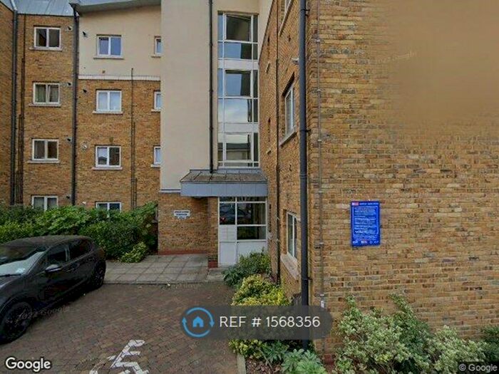 2 Bedroom Flat To Rent In Katherine Bell Tower, London, E3