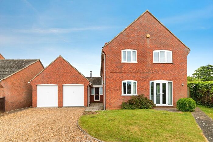 4 Bedroom Detached House For Sale In Tempsford Road, Everton, Sandy, Bedfordshire, SG19