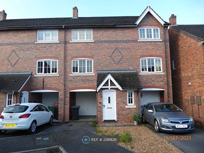 2 Bedroom Terraced House To Rent In Spinners Way, Macclesfield, SK10