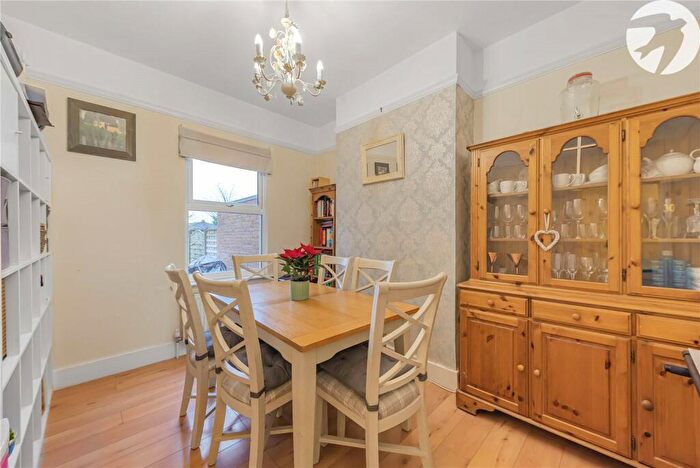 3 Bedroom Terraced House For Sale In High Street, Swanley, Kent, BR8