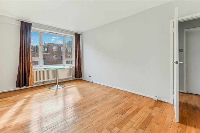 1 Bedroom Flat To Rent In Hortensia Road, Chelsea, SW10