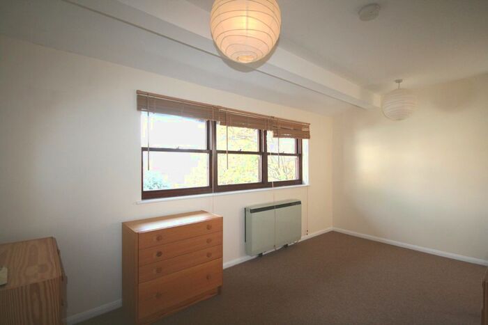 Studio To Rent In Spencer Mews, London, W6