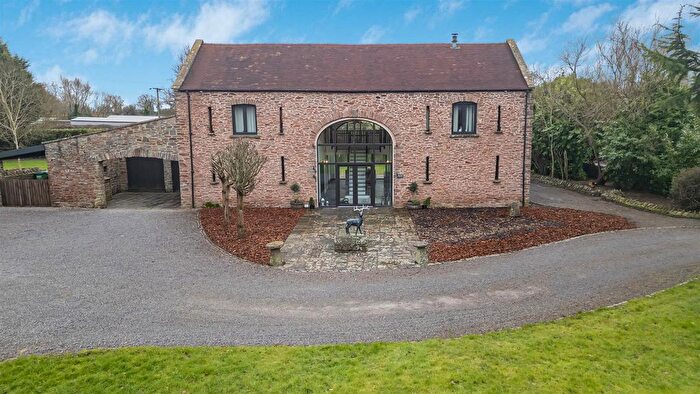 4 Bedroom Barn Conversion For Sale In The Barn, Old Gloucester Road, Winterbourne, Bristol, Gloucestershire, BS36
