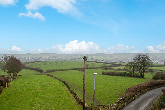 3 Bedroom Semi-Detached House For Sale In Gomersal Lane, Little Gomersal, BD19