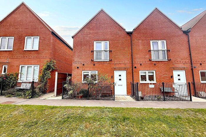 2 Bedroom End Of Terrace House For Sale In Kings Barton, SO22