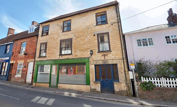 1 Bedroom Flat For Sale In Bridge Street, Sturminster Newton, DT10