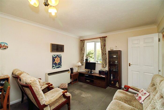2 Bedroom Apartment For Sale In The Dell, Colchester, CO1