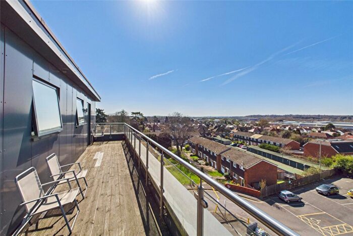 2 Bedroom Apartment To Rent In Grosvenor Mansions, Sullivan Road, Camberley, GU15