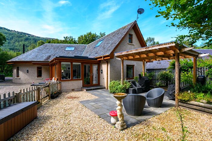 4 Bedroom Detached House For Sale In Burnside, Strathyre, Callander, Stirlingshire, FK18