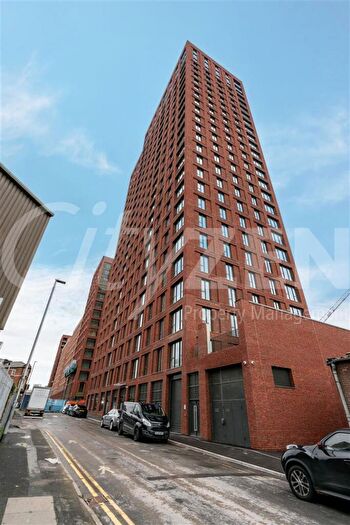 1 Bedroom Flat To Rent In Waterhouse Gardens, Dutton Street, Manchester, M3