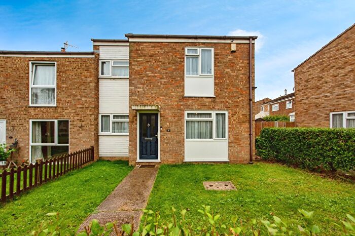 3 Bedroom End Of Terrace House For Sale In St. Andrews Walk, Allhallows, Rochester, Kent, ME3