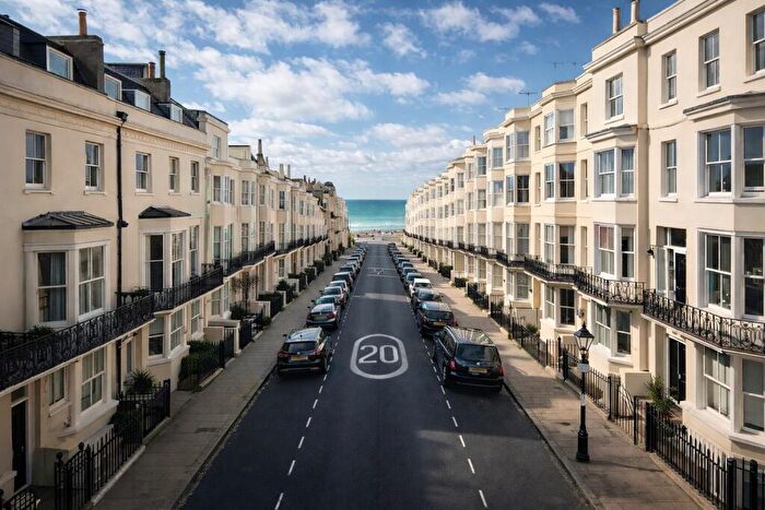 2 Bedroom Flat For Sale In Waterloo Street, Hove, BN3