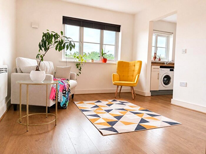 Studio For Sale In Cumberland Place, London, SE6