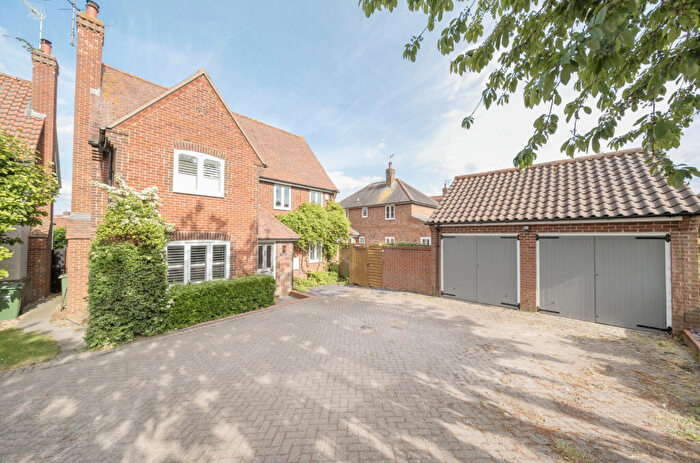 4 Bedroom Detached House For Sale In Kents Yard, Littlebury, Saffron Walden, Essex, CB11