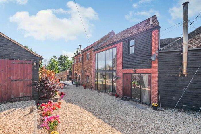 5 Bedroom Barn Conversion For Sale In Setch Road, Blackborough End, King's Lynn, PE32