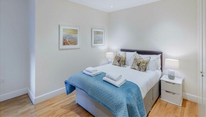 1 Bedroom Flat To Rent In King Street, London, W6