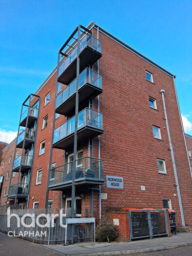 1 Bedroom Apartment To Rent In Wynter Street, London, SW11