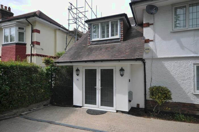 1 Bedroom Semi-Detached House To Rent In Highfield Road, Purley, CR8