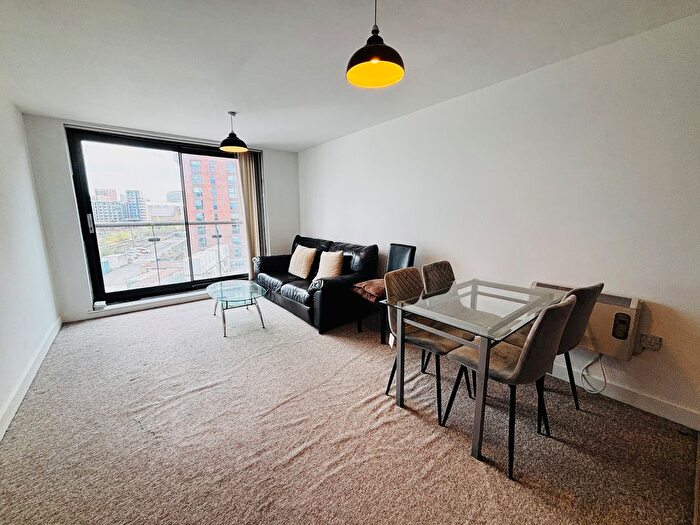 1 Bedroom Flat For Sale In Salford Approach, Barnfield House, M3