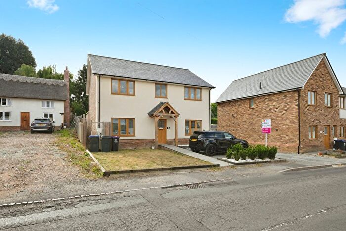 4 Bedroom Detached House For Sale In Bentley Street, Hare Street, Buntingford, SG9