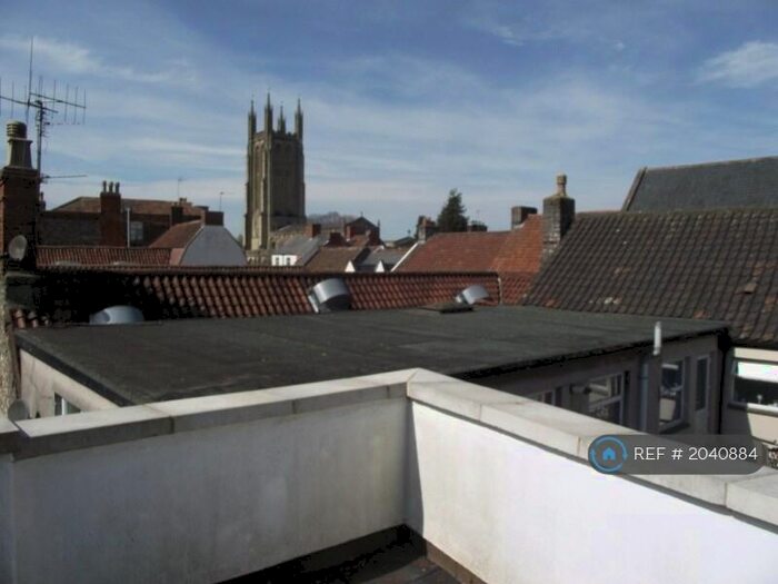 2 Bedroom Maisonette To Rent In Broad Street, Wells, BA5