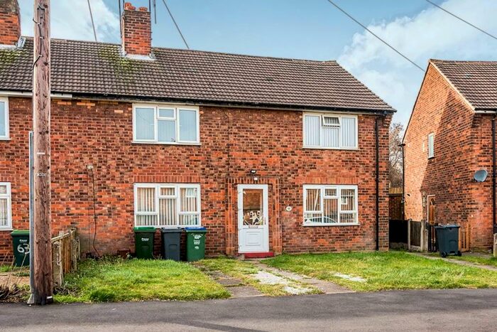 2 Bedroom Flat To Rent In Leasowe Road, Tipton, West Midlands, DY4