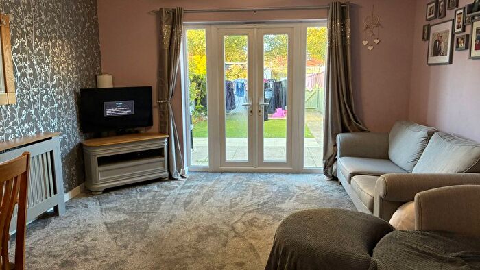 2 Bedroom Semi-detached House For Sale In North Arakan Road, Devizes, SN10